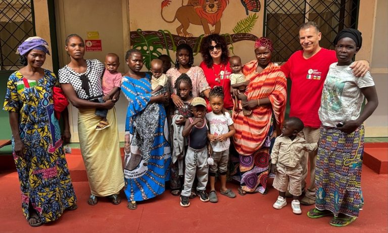 Amici per il Centrafrica alla Wizz Air Milano Marathon 2026 corre per i bambini di Bangui